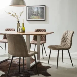 Chaise Capitonnée Tervo -WOOOD Soldes 1000176746 201013 13590100037 MOOD DETAILS P000000001000176746 mood